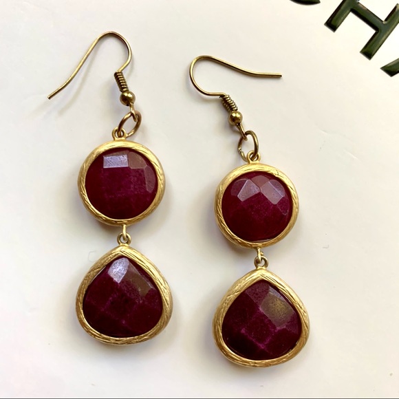 Vintage Matte Gold And Plum Stone Earrings - Picture 2 of 9